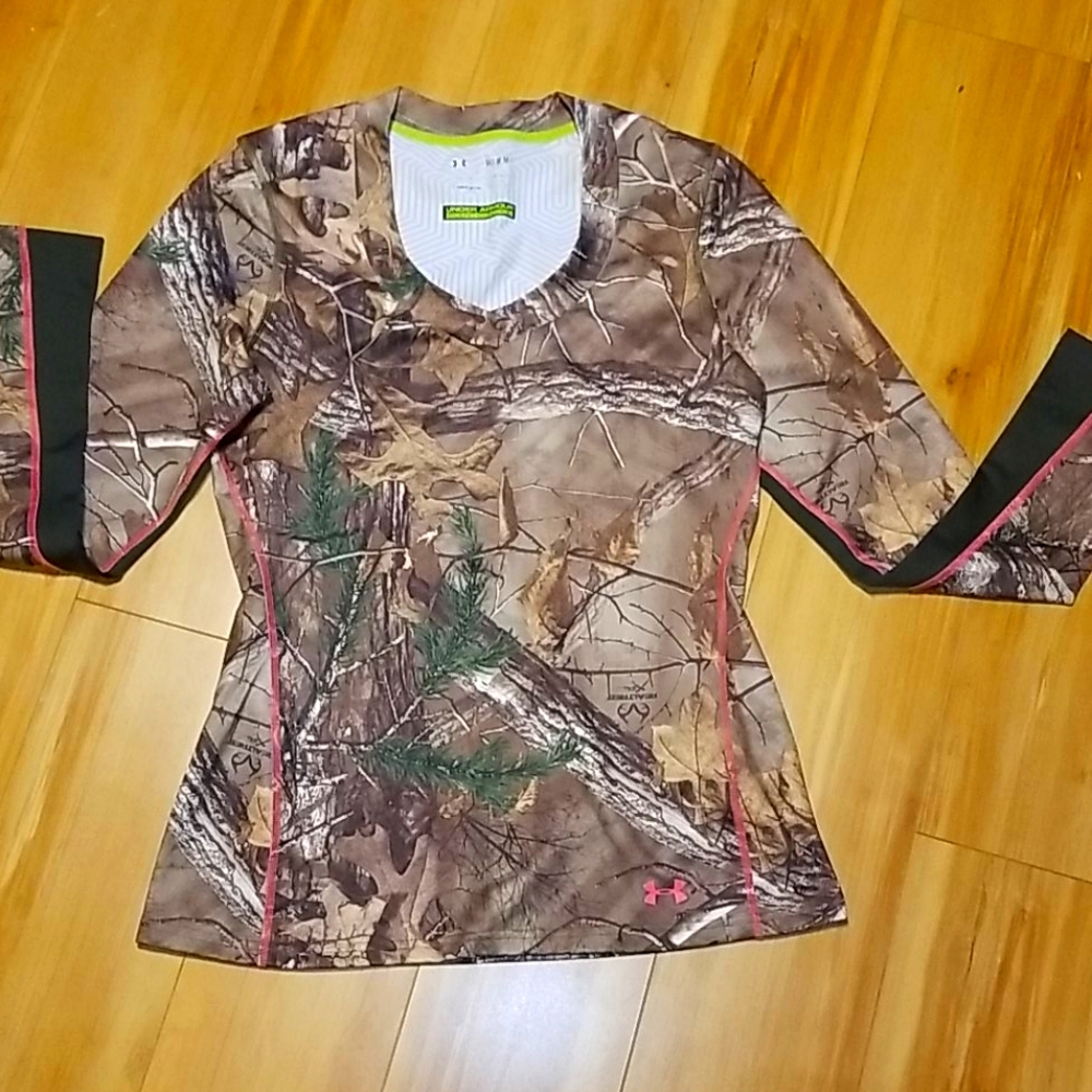 UNDER ARMOUR Sent Control -Med-